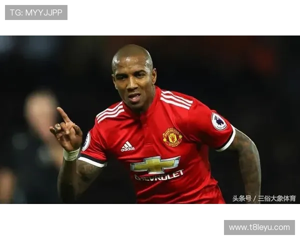 英格兰悍将阿什利·扬再成焦点：边路劲旅再显风采